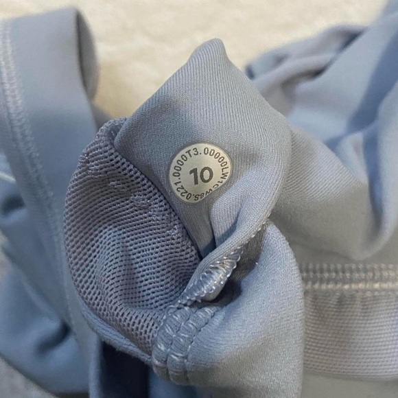 Lulu Lemon Align tank top - Picture 4 of 5